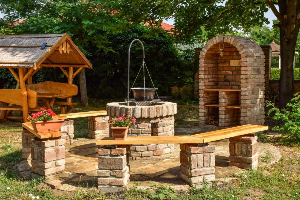 Malom Apartman Derekegyhaz Extérieur photo